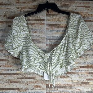 Elodie Green and White Patterned Blouse